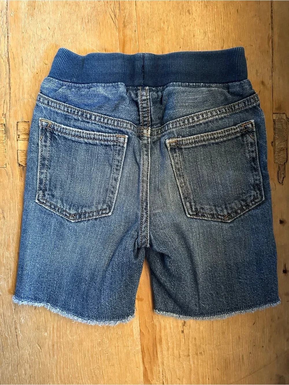 GAP Kids Boys Pull-On Denim Shorts Size 5 YRS (2 pairs)